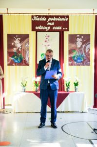 Uroczyste zakonczenie roku szkolnego klas 8a i 8b (14)