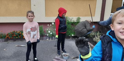 Jesien zawitala do przyszkolnych ogrodkow1