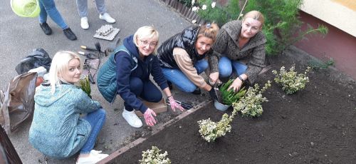 Jesien zawitala do przyszkolnych ogrodkow5