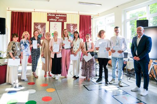 Uroczyste zakonczenie roku szkolnego klas 8a i 8b (8)