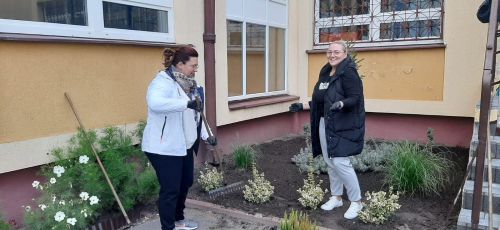 Jesien zawitala do przyszkolnych ogrodkow2