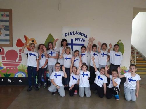 70908885 2503892439670904 983357767718797312 n